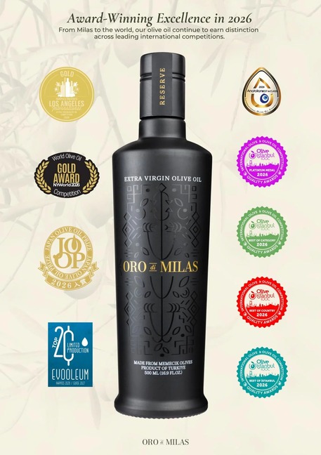 Oro di Milas Reserve Flasche umgeben von internationalen Gold-, Platinum- und Top-20-Medaillen 2026